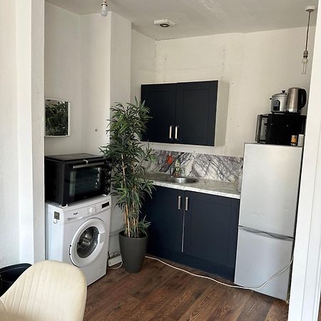 One Bed Victorian Flat,10 Min Walk To Paddington, Sleeps 4, Pet-Friendly Leilighet London Eksteriør bilde